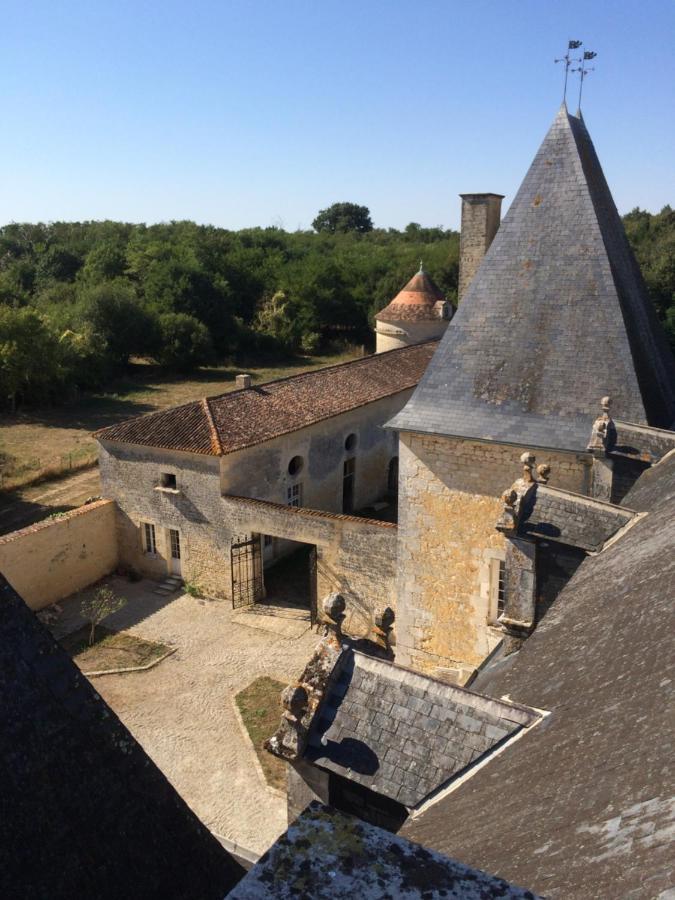 Chateau De Bois Charmant Les Nouillers Εξωτερικό φωτογραφία